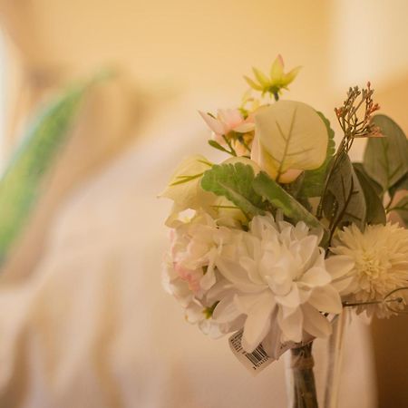 Hostal Uruhao Hanga Roa Buitenkant foto