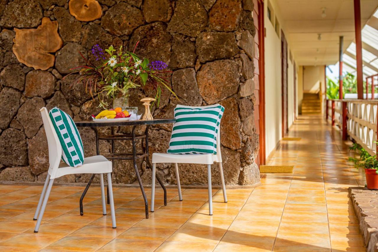 Hostal Uruhao Hanga Roa Buitenkant foto
